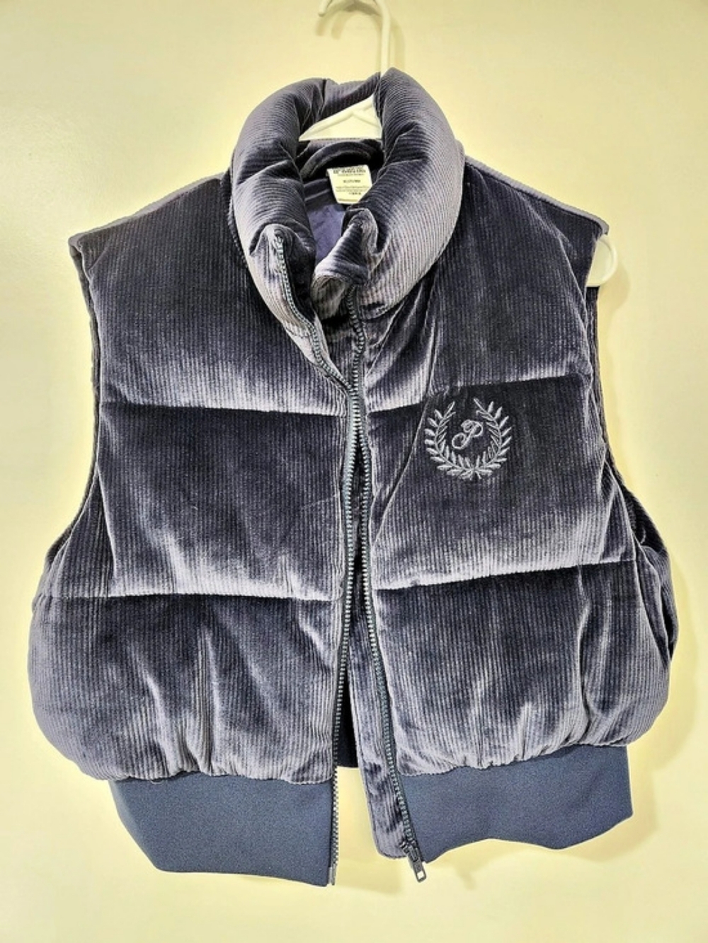 PINK Women's Corduroy Puffer Vest Size Medium Like New